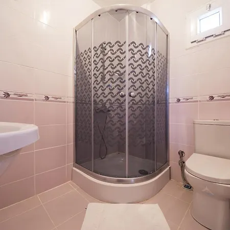 Nil Aparthotel *